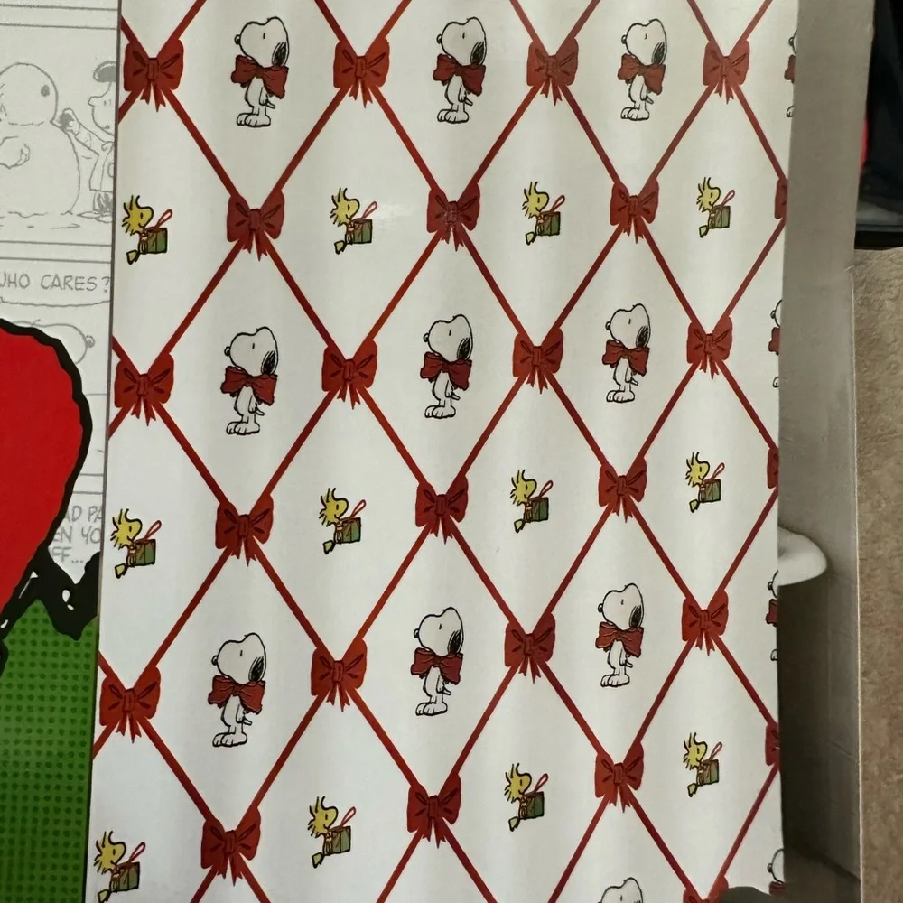 Peanuts Red and White Shower Curtain - Picture 1 of 2